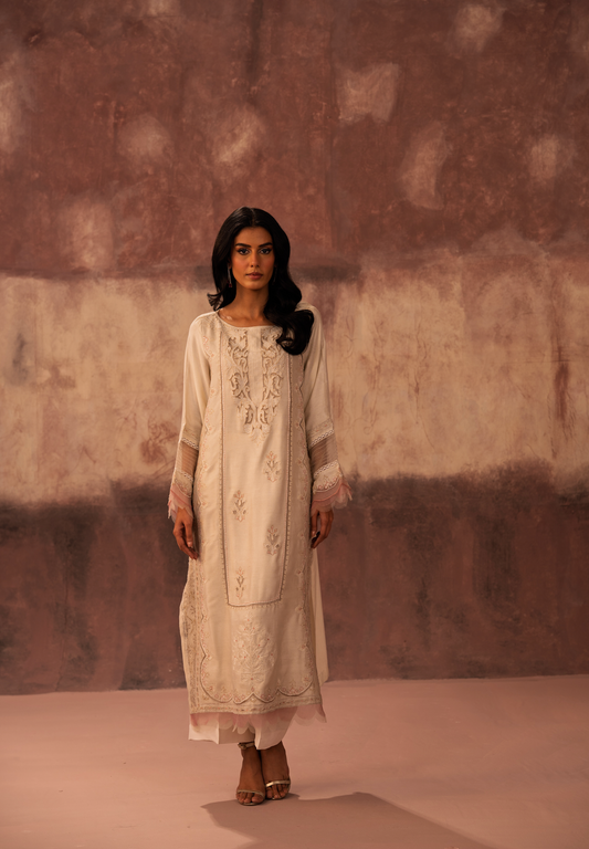 Luna Kurta