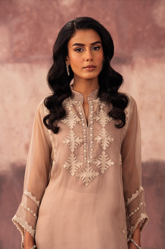 Madham Kurta