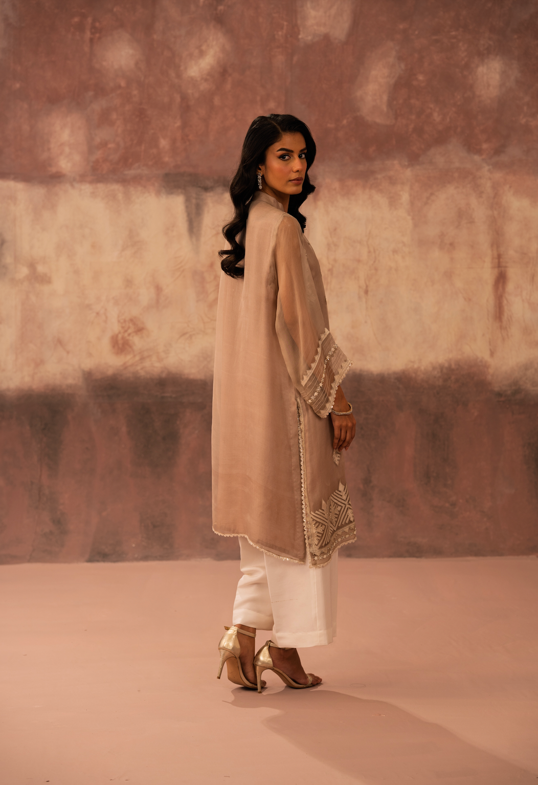 Madham Kurta